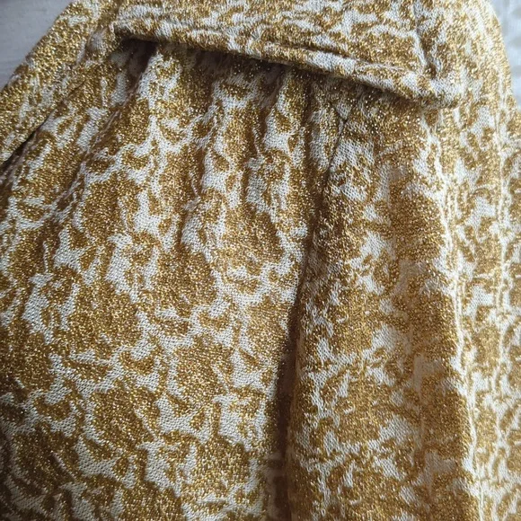 Gorgeous Golden Long Sleeves Wrap - Picture 5 of 7